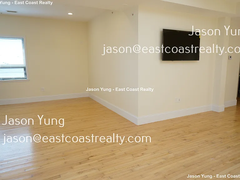 1032 Commonwealth Ave #2 — Photo 23