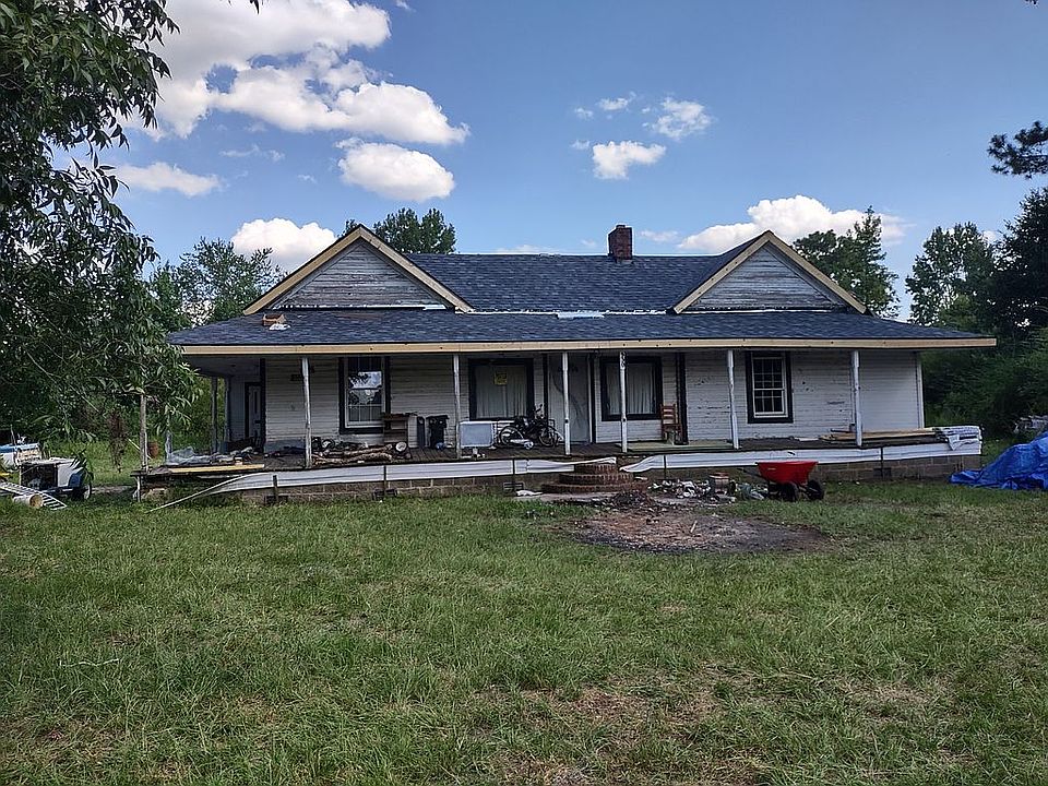 1st image of 530 Oxendine Ln