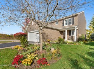 728 Navajo St, Round Lake Heights, IL 60073