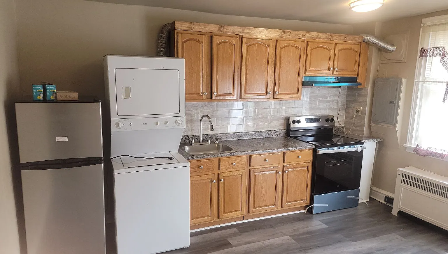 2 bed, 1100 sqft, $1,500 — Photo 4