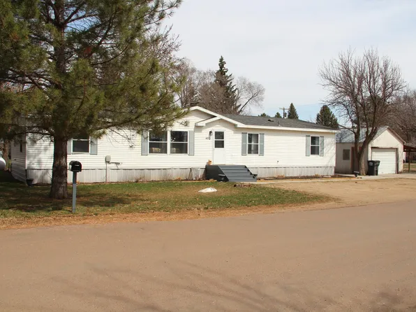 402 E 10th St, Gregory, SD 57533