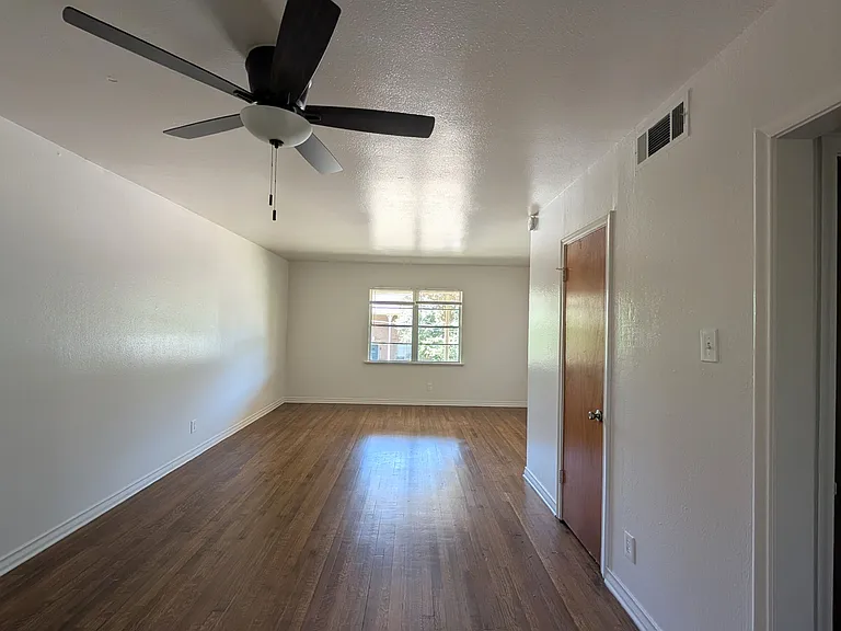 1184 Bally Mote Dr — Photo 4