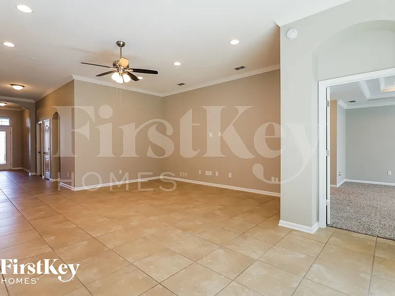 4607 Sherman Hills Pkwy — Photo 5