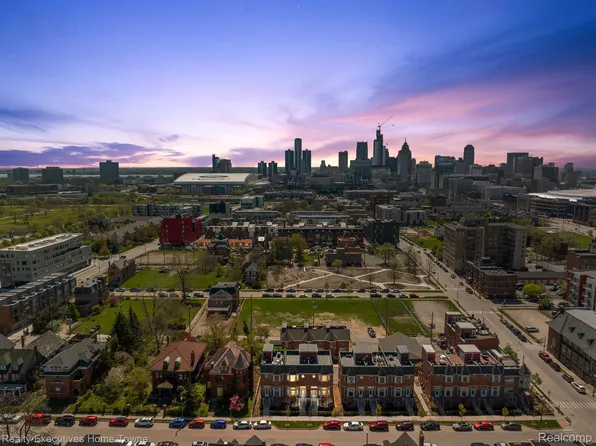 3148 John R Aka Unit 22-232, Erskine Detroit, MI 48201