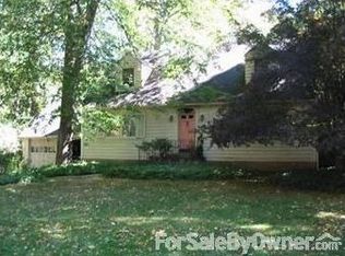 697 Old Post Rd, Bedford, NY 10506