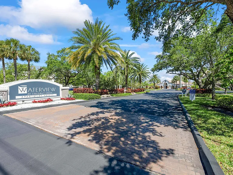 Waterview at Coconut Creek — Photo 7