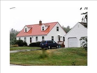 2nd image of 6 Chadbourne Ln