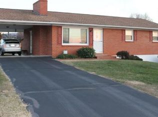 338 Skyland Dr, Bristol, TN 37620