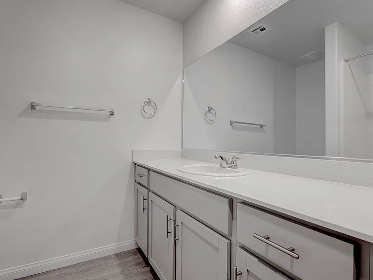 9938 Ullom Dr — Photo 10