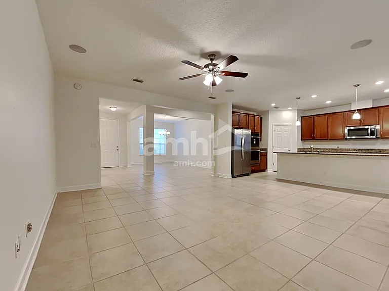 321 Gianna Way — Photo 4