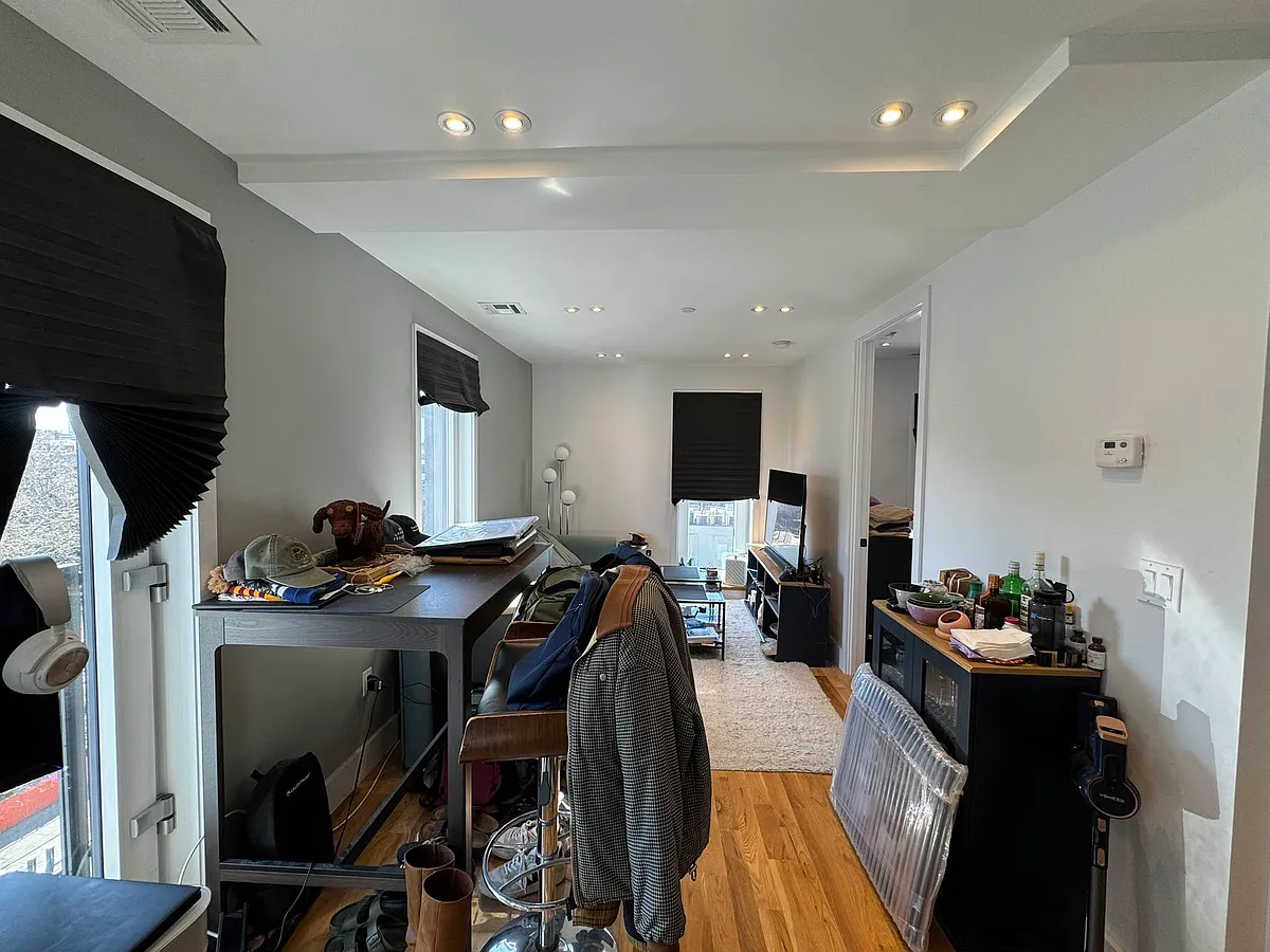 Building Photo - 1079 Fulton St #7C