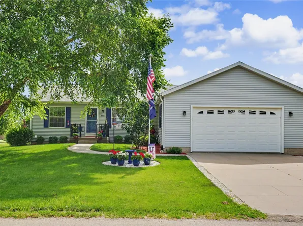 602 S Jackson St, Lisbon, IA 52253