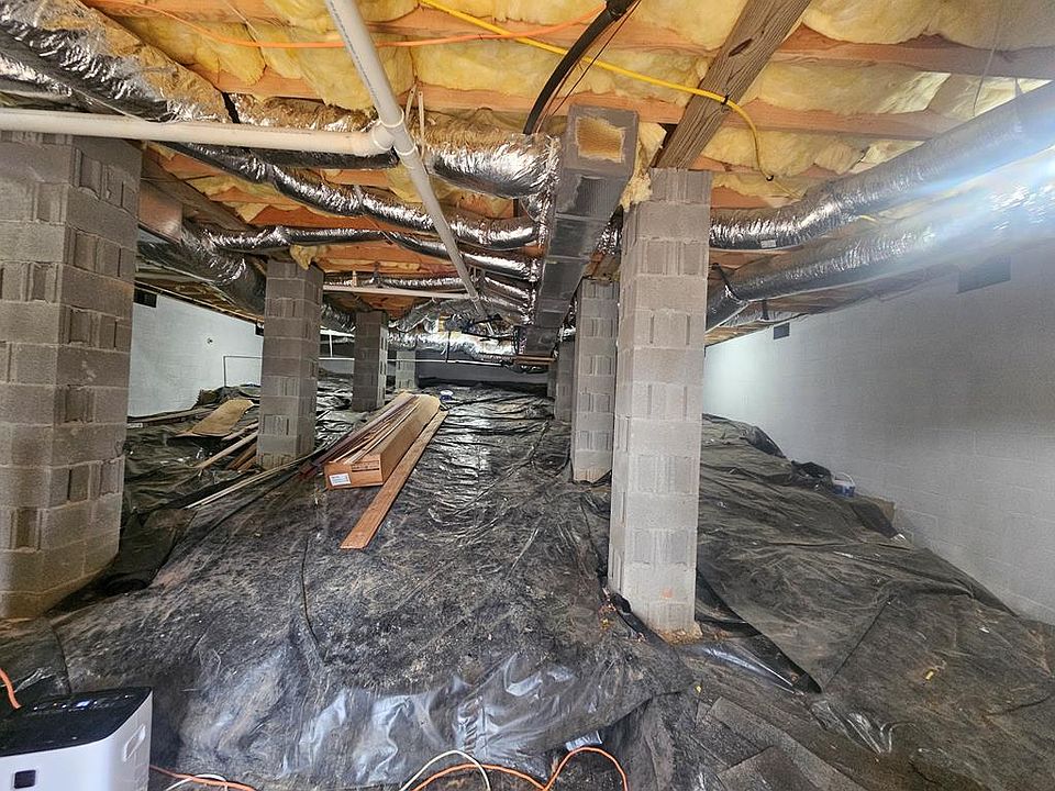 64th image of 124 Graystone Dr