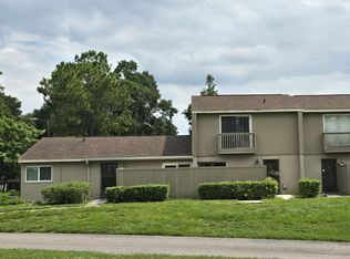 7922 Citrus Dr, Temple Terrace, FL 33637
