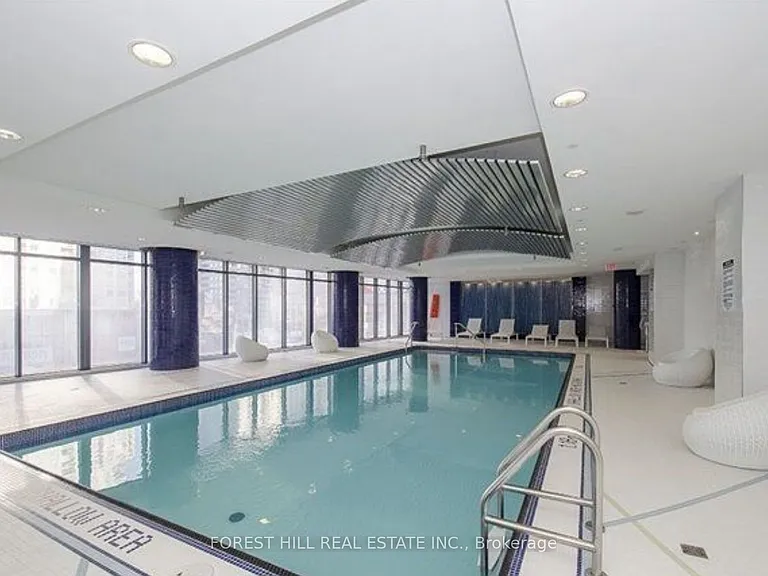 5162 Yonge St #2301 — Photo 18