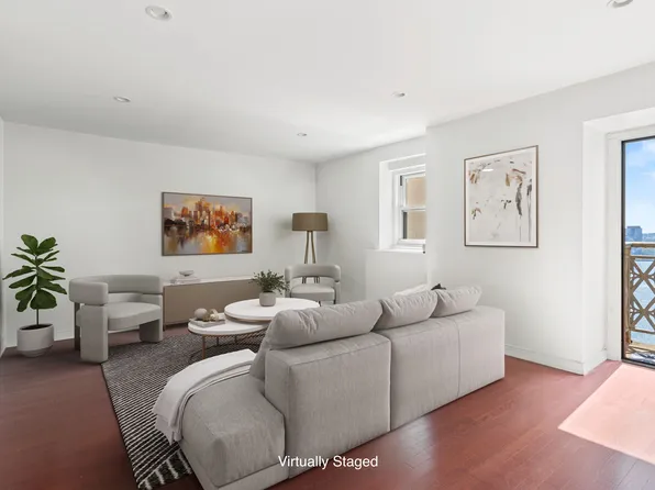 3 Hanover Square image 1 of 21