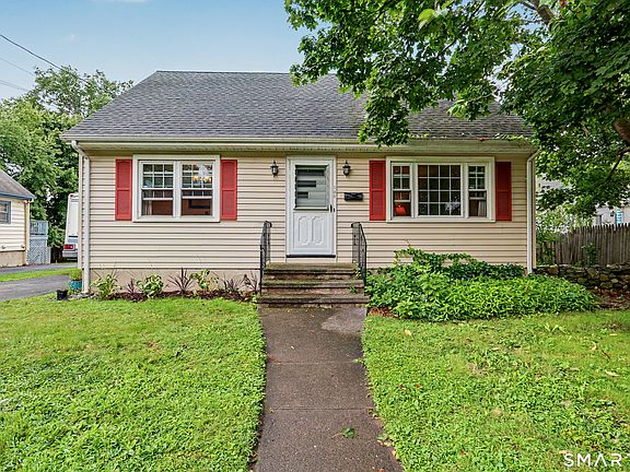 4th image of 105 Catherine Street