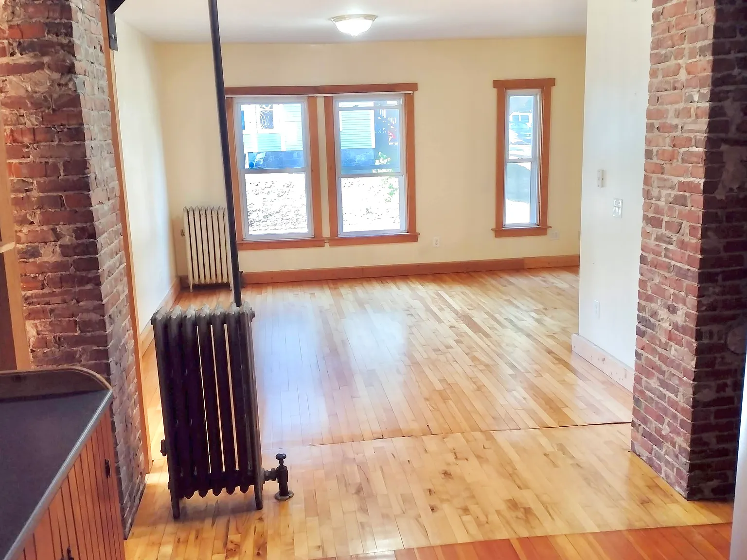 37 Payson Street — Photo 2