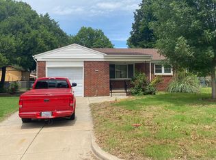 8316 E Gilbert St, Wichita, KS 67207