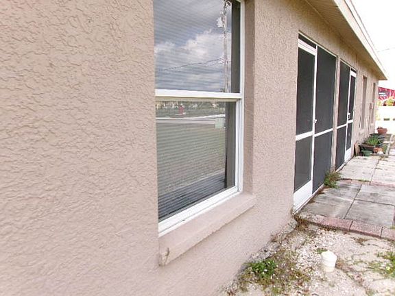 2nd image of 2821 Santa Barbara Blvd