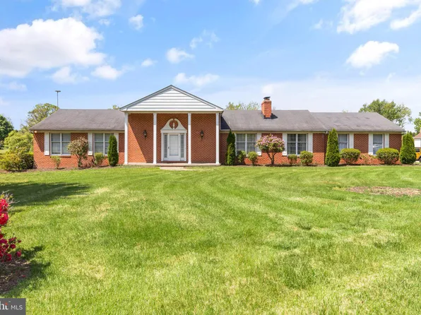 901 Dellwood Dr, Fallston, MD 21047