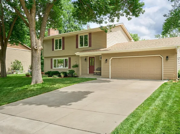 7020 Empire Ln N, Maple Grove, MN 55311