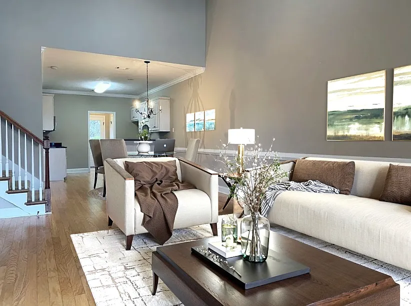 3 bed, 2.5 bath, 1636 sqft, $2,300 — Photo 3