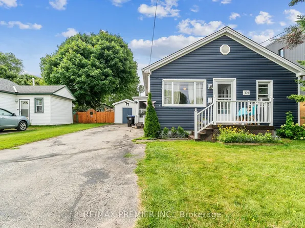 104 Rodney St, Collingwood, ON L9Y 1E1