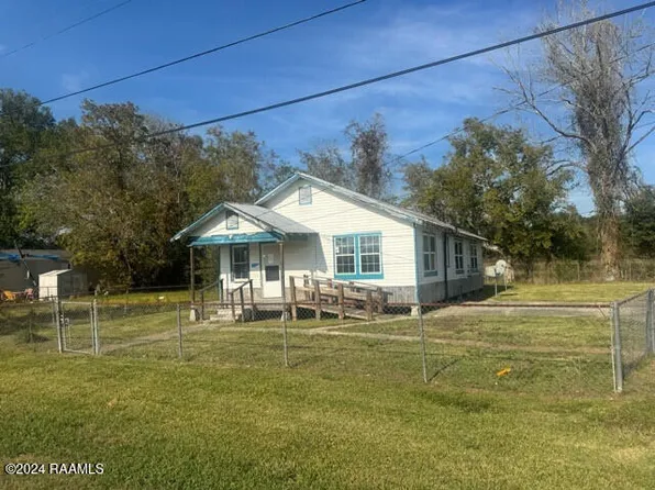 1002 Knight St, Saint Martinville, LA 70582