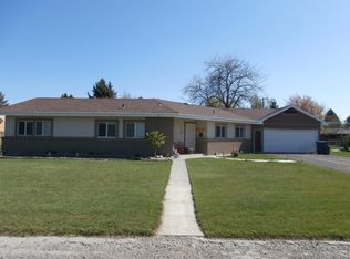 1129 8th St, Rupert, ID 83350