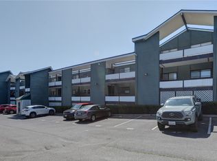 7924 212th St SW APT 213, Edmonds, WA 98026