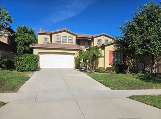 2334 Toulouse Cir, Corona, CA 92882