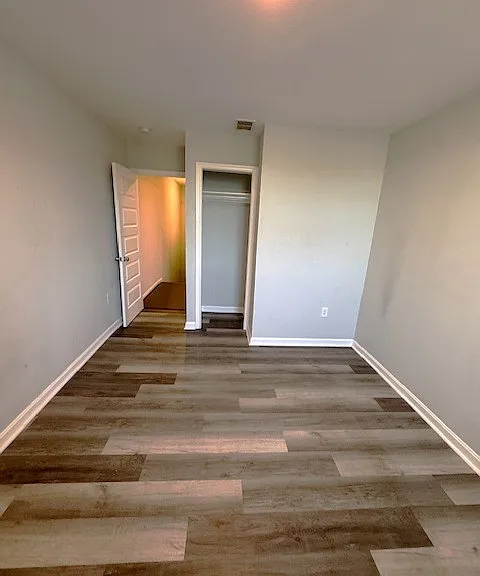 2402 Lakeview Ave #3 — Photo 13