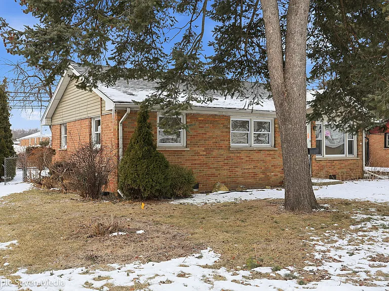 6135 Birmingham St — Photo 5