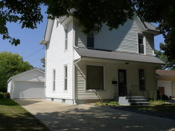 505 S Johnson St, Charles City, IA 50616