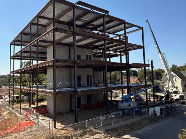 122 E Cady St, Northville, MI 48167