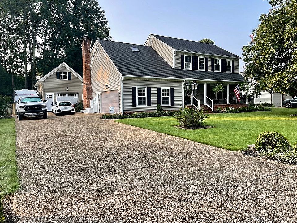 1st image of 134 Stone Lake Ct