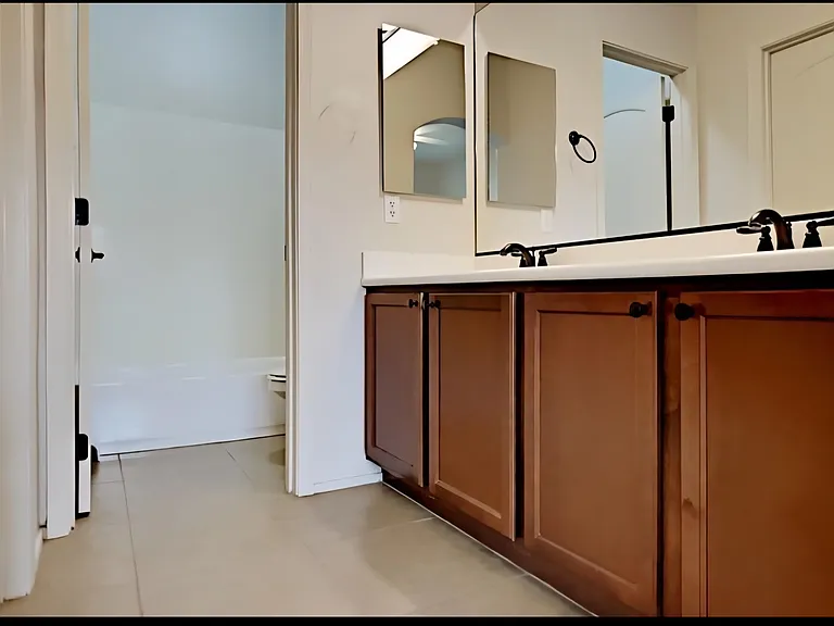 4703 E Waterman St #0 — Photo 3