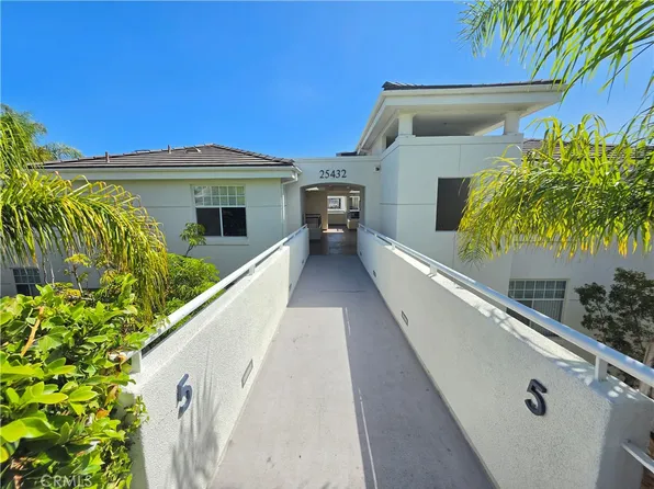25432 Sea Bluffs Dr Unit 102, Dana Point, CA 92629