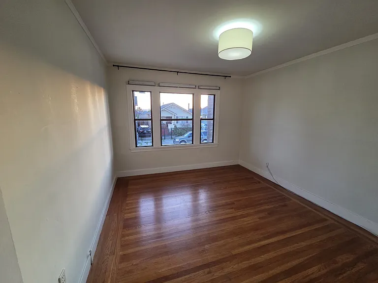 3916 Quigley St — Photo 14