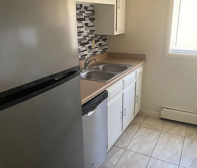 281 Riverbend Rd #1-4-3 — Photo 7