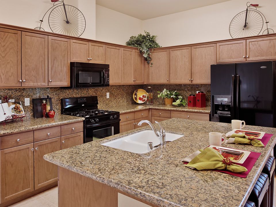 2nd image of 21202 Lago Bello Ln