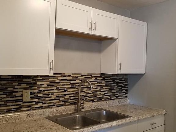 5th image of 4914 Manduria St