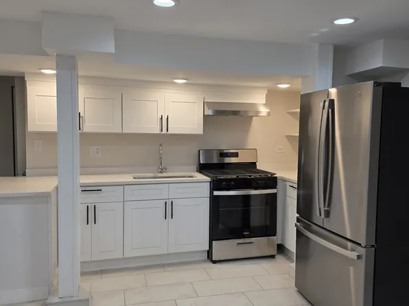 2637 W Winona St #3, Chicago, IL 60625