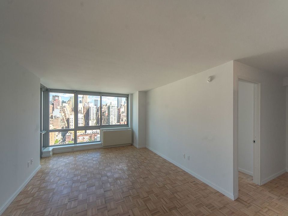 1st image of 455 W 37th St APT 1708