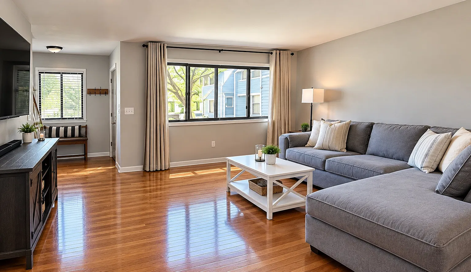2 bed, 2.5 bath, 1332 sqft, $2,800 — Photo 2