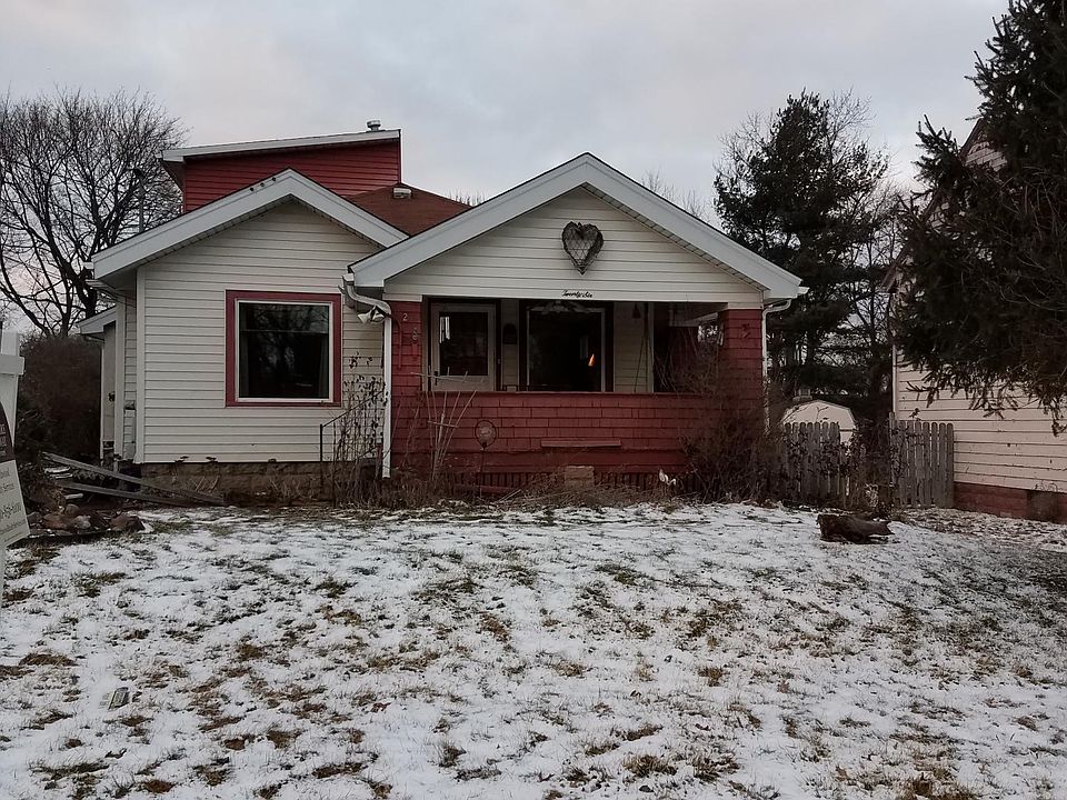 1st image of 26 Gertrude Ave