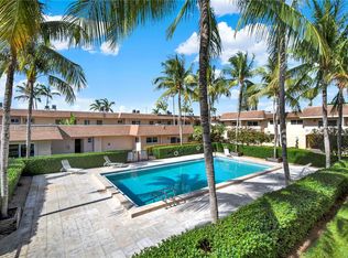 14500 SW 88th Ave APT 204, Palmetto Bay, FL 33176