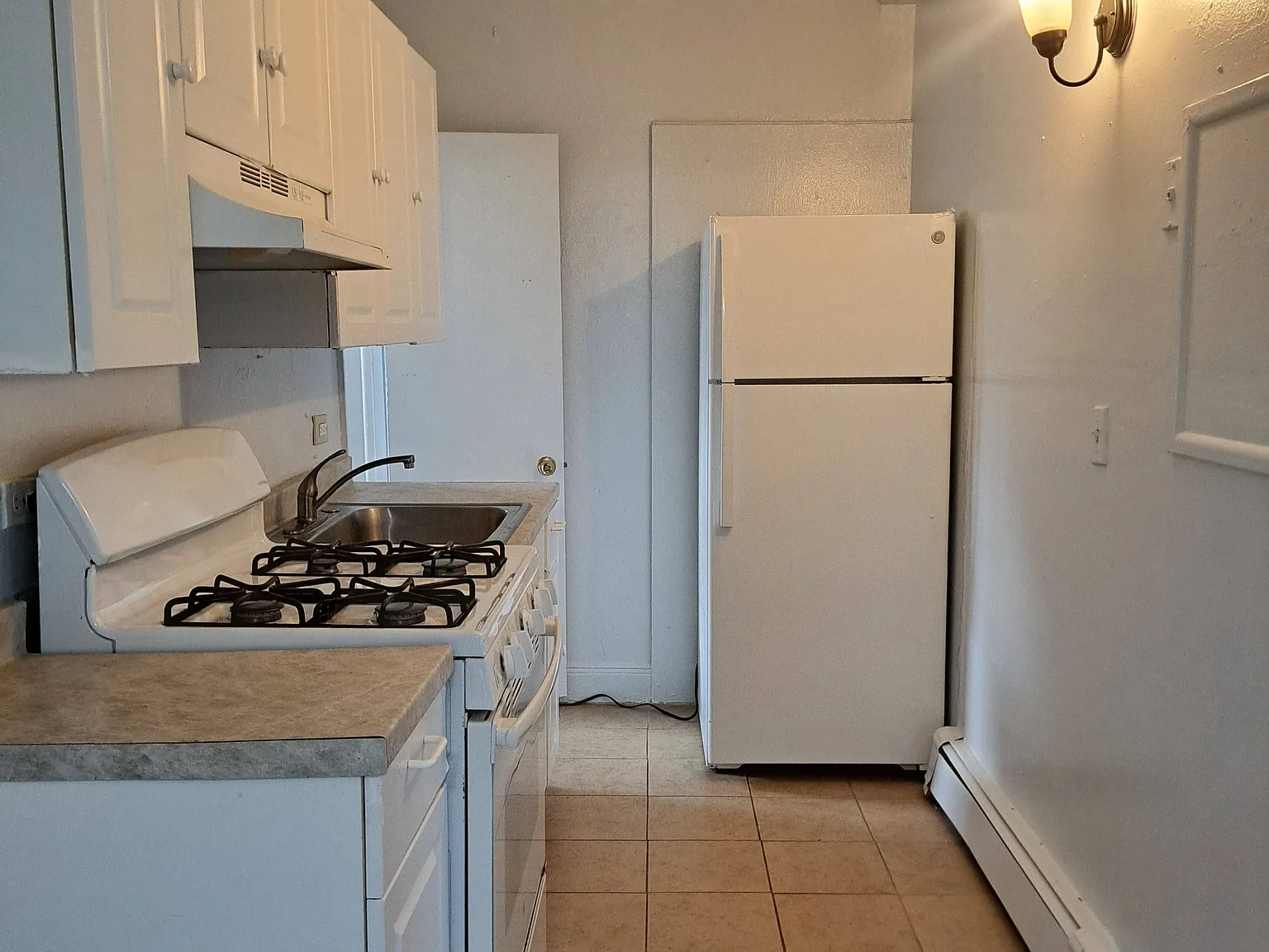 2 bed, $2,000 — Photo 3