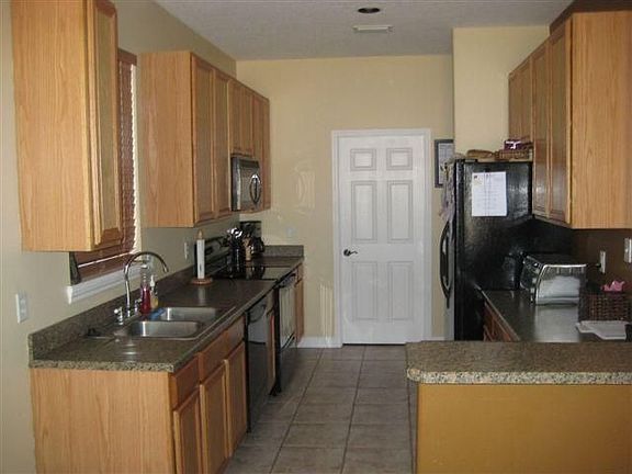 2nd image of 127 E 8th St
